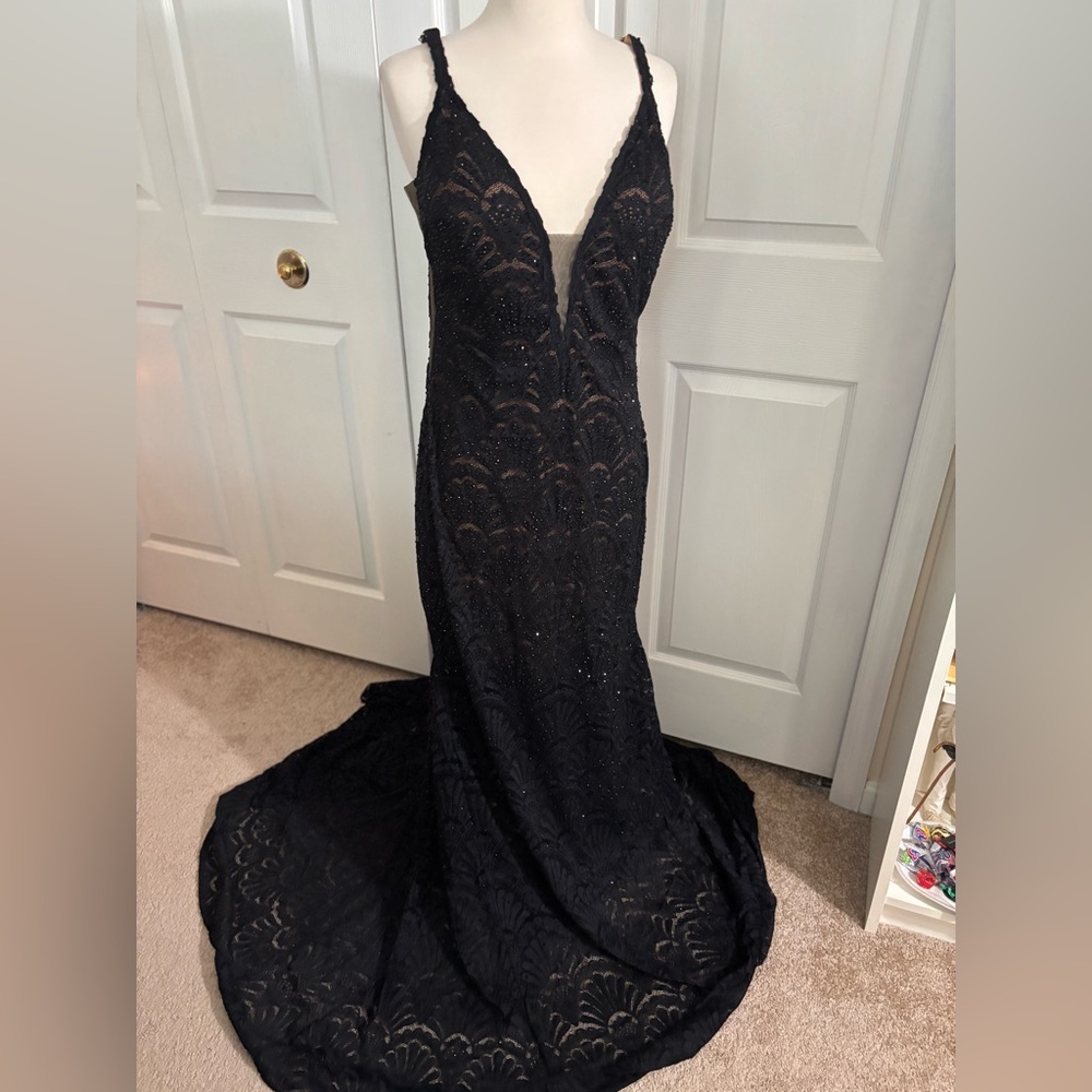 Elegant Black Evening Gown